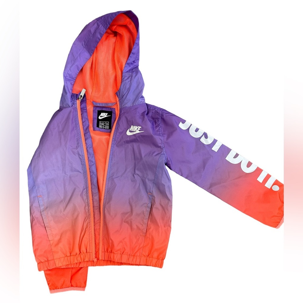 Nike girls windbreaker